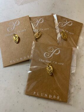 Plunder Gold Floral Oval Charm Brooch - Gold Tone